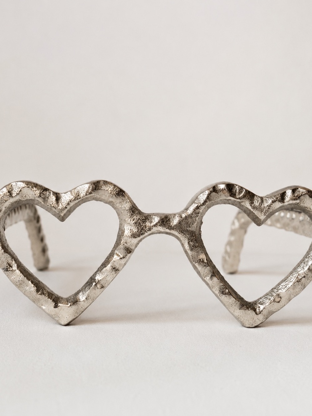 Heart-Shaped Metal Sculpture| Dopamine Home Decoration | Coffee Table Decor